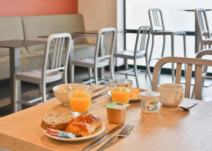B&B Hotel Les Sables-D\'Olonne Centre Gare