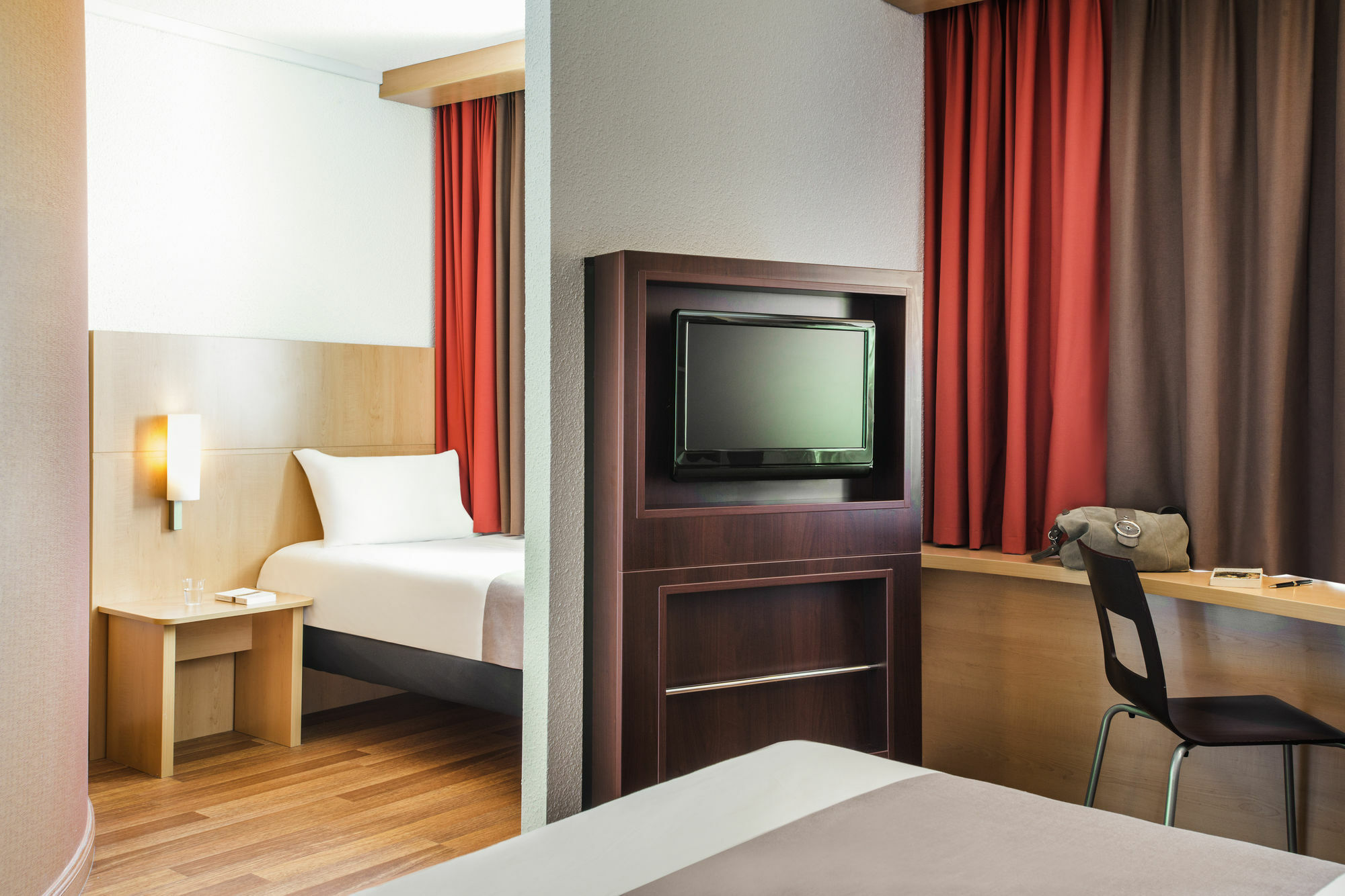 Centre Gare Hotel 3*
