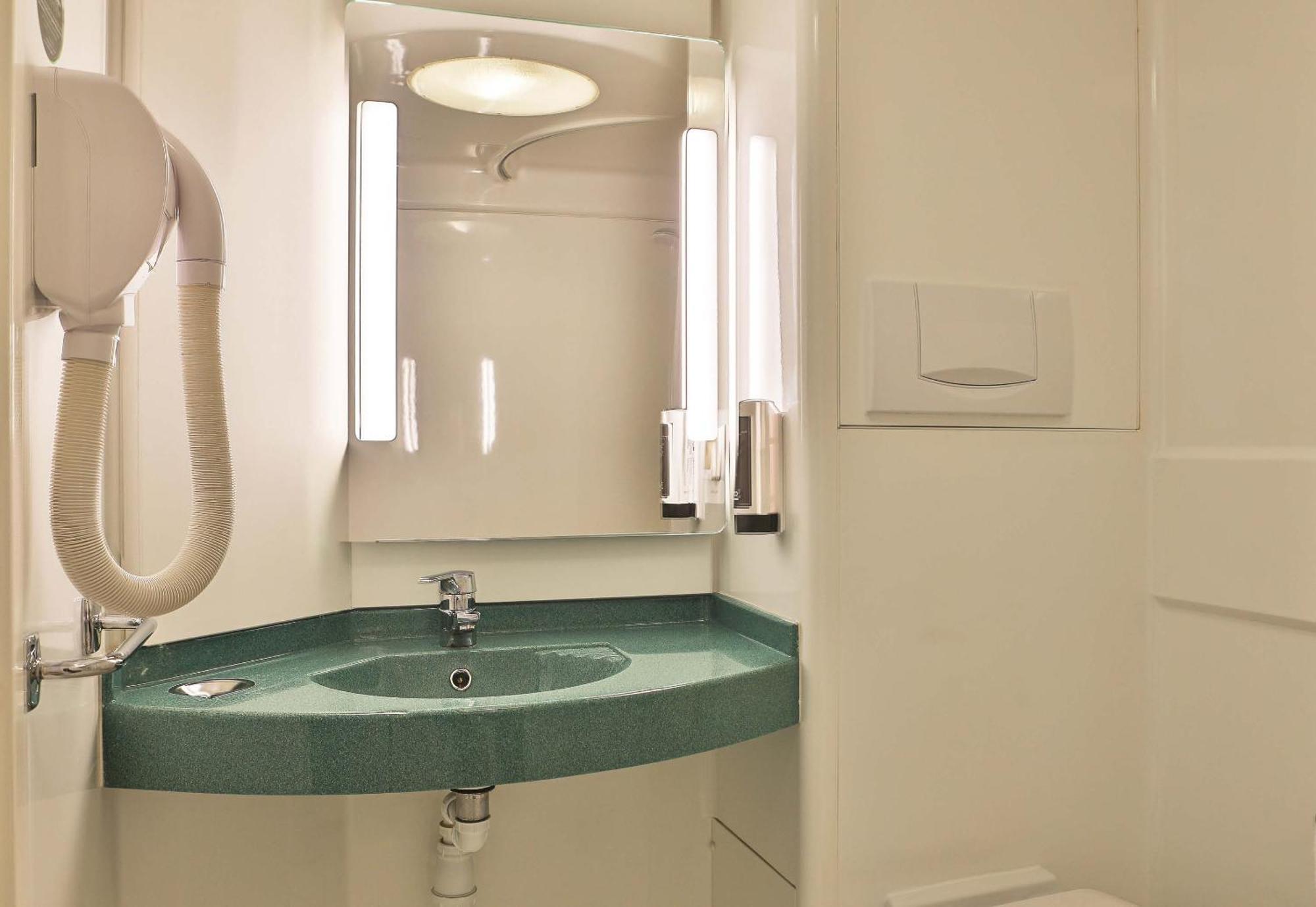 Hotel Centre Gare 3*
